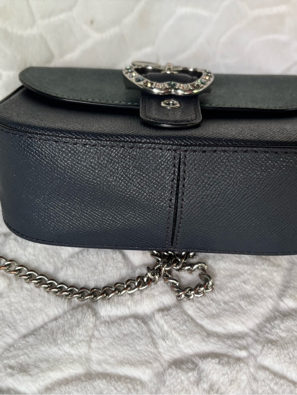 Rare - Limited Edition Coach crossbody handbag *unique* Apple Crystal and Suede! - Picture 6 of 14